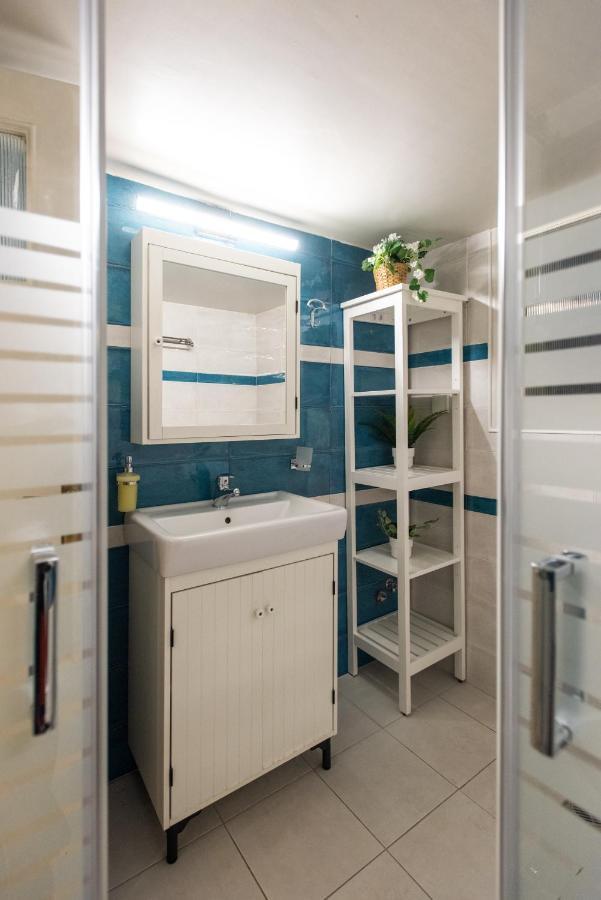 Blue Ark Gate To History Apartment Атина Екстериор снимка